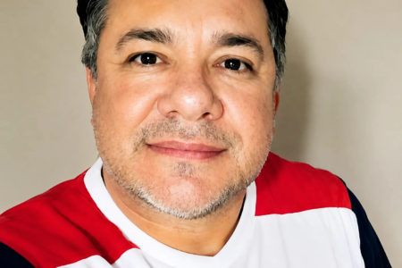 Dione Carlos Alvarenga foi lembrado por amigos e familiares após morrer em acidente na BR-364, em São Simão (Foto: Reprodução/Redes sociais)