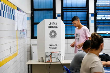 Eleitorado jovem cai 9% nesta eleição em relação à de 2024 (Foto: Antonio Cruz/Agência Brasil)