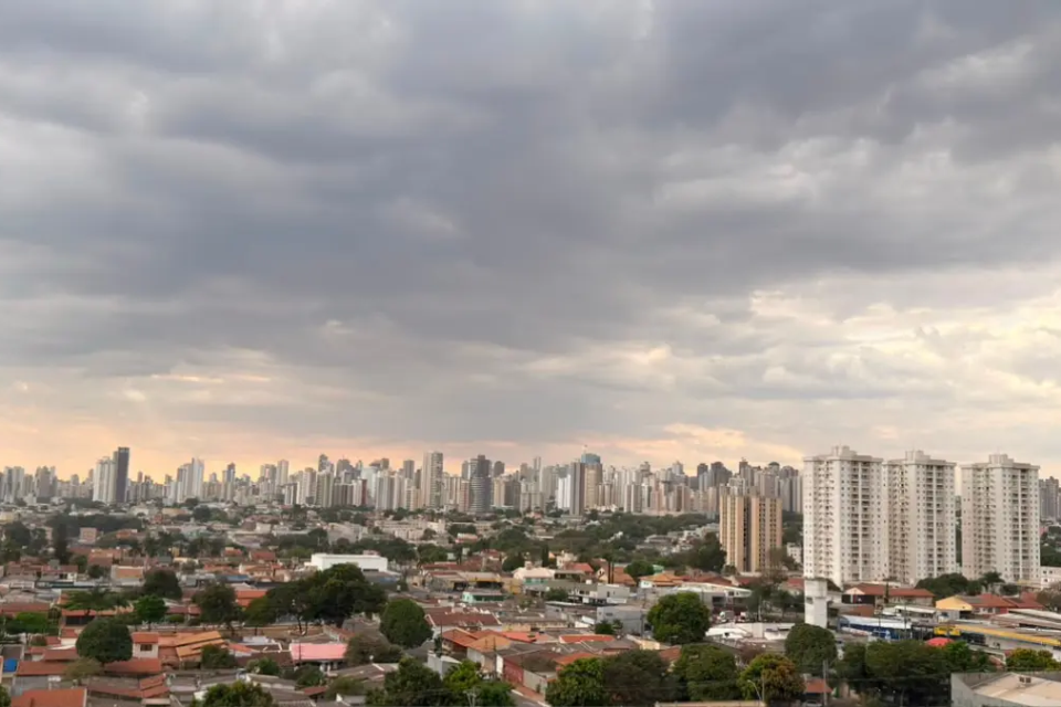 Goiânia amanheceu nublada - (Foto: Mais Goiás)