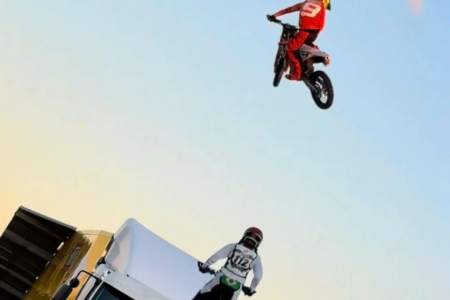 Goiânia recebe Jorge Negretti Motocross Show durante a chegada do Sertões 2026 (2)