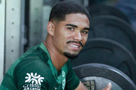 Goiás compra o passe de Kadu Sousa