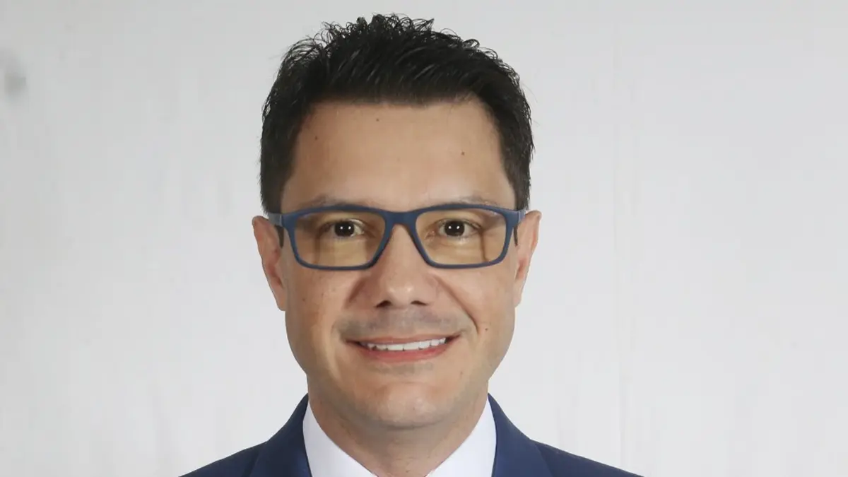 Senado: Zacharias atualiza chapa com novo suplente