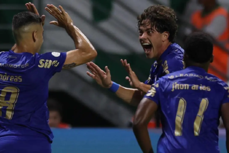 Palmeiras goleou o Santos nas quartas da Copa do Brasil