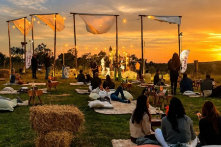 Eclipse lunar, balonismo e gastronomia na brasa agitam a Chapada dos Veadeiros