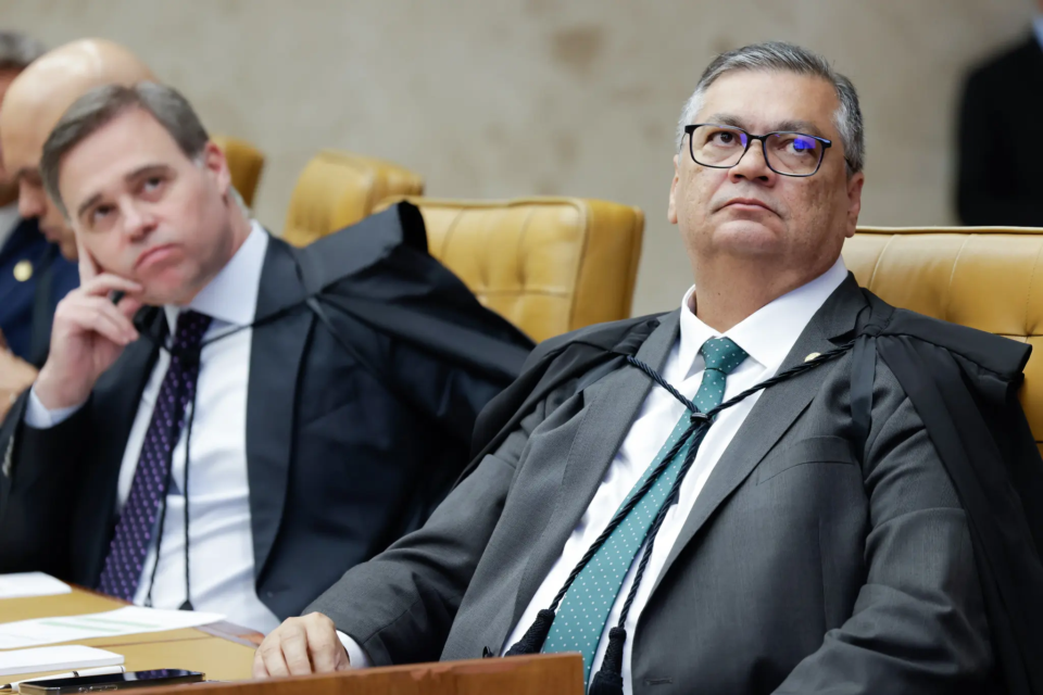 Ministros Flávio Dino e André Mendonça