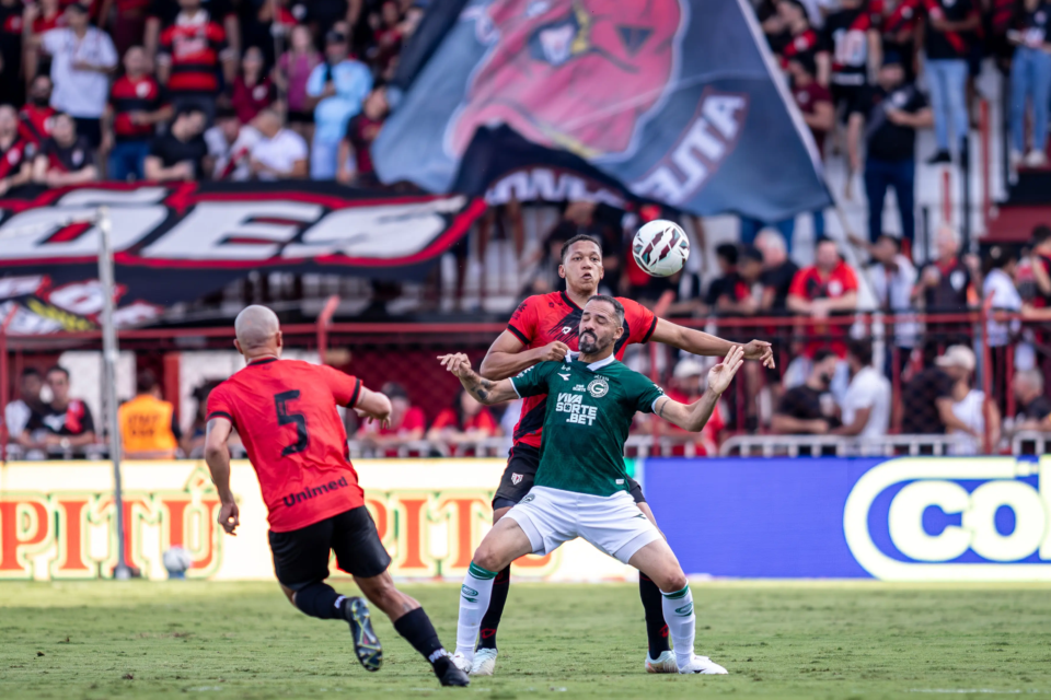 Goiás venceu o duelo decisivo do Goianão, enquanto os outros três confrontos da temporada terminaram empatados