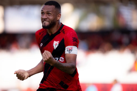 Gustavo Coutinho, atacante do Atlético