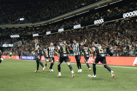 Atlético-MG vence o Santos nos pênaltis e está na semifinais da Sul-Americana