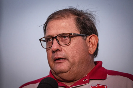 Vila Nova vence América-MG e chega a 51 pontos; Guto faz alerta