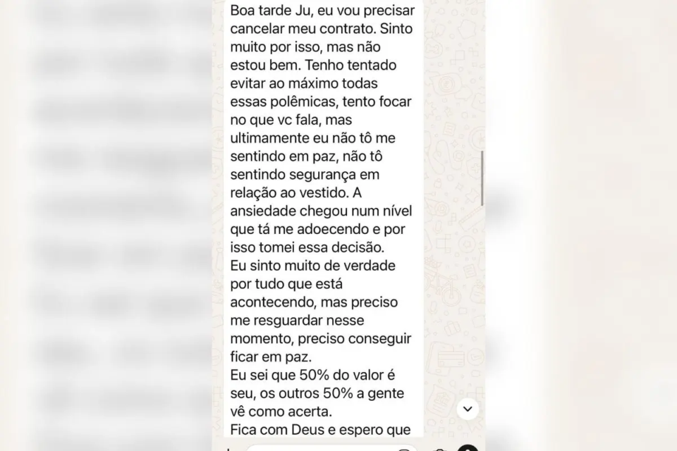 Cliente cancela pedido de vestido de noiva com a estilista Juliana Santos após repercussão de ataques na internet (Foto: Arquivo pessoal)