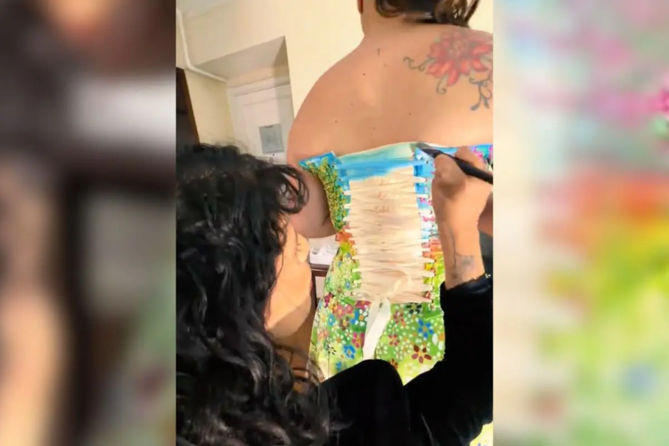 Estilista Juliana Santos diz que sofre com onda de ataques nas redes sociais por causa de sua deficiência (Foto: Arquivo pessoal)