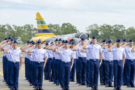 Militares na Base Aérea de Anápolis (Foto: FAB)