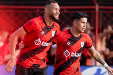 Gustavo Coutinho e Gustavo Maia