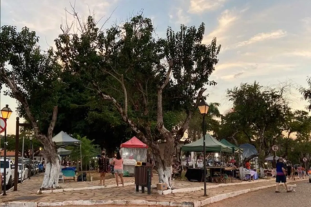 Justiça proíbe a Prefeitura de Pirenópolis de tirar artesãos de locais públicos na cidade (Foto: Reprodução)