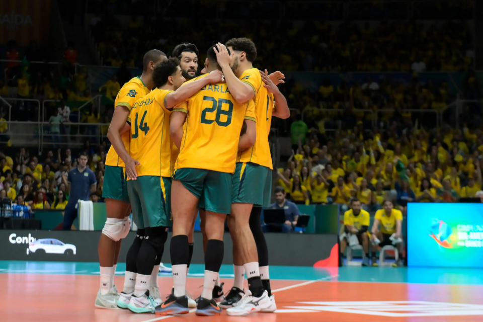 Brasil encara Argentina por título e vaga nas Olimpíadas