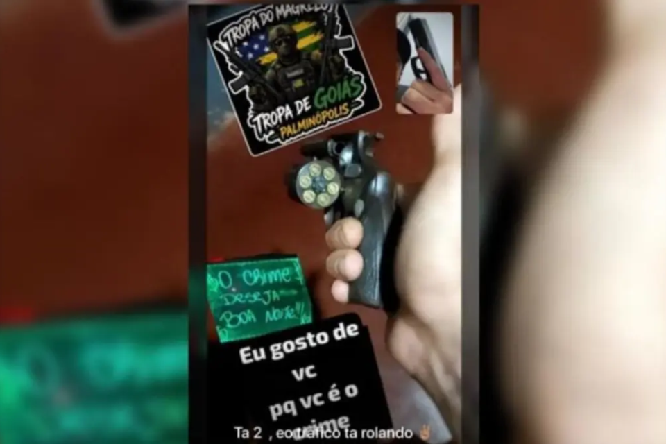 Faccionado ostentava armas - (Foto: reprodução/PM)