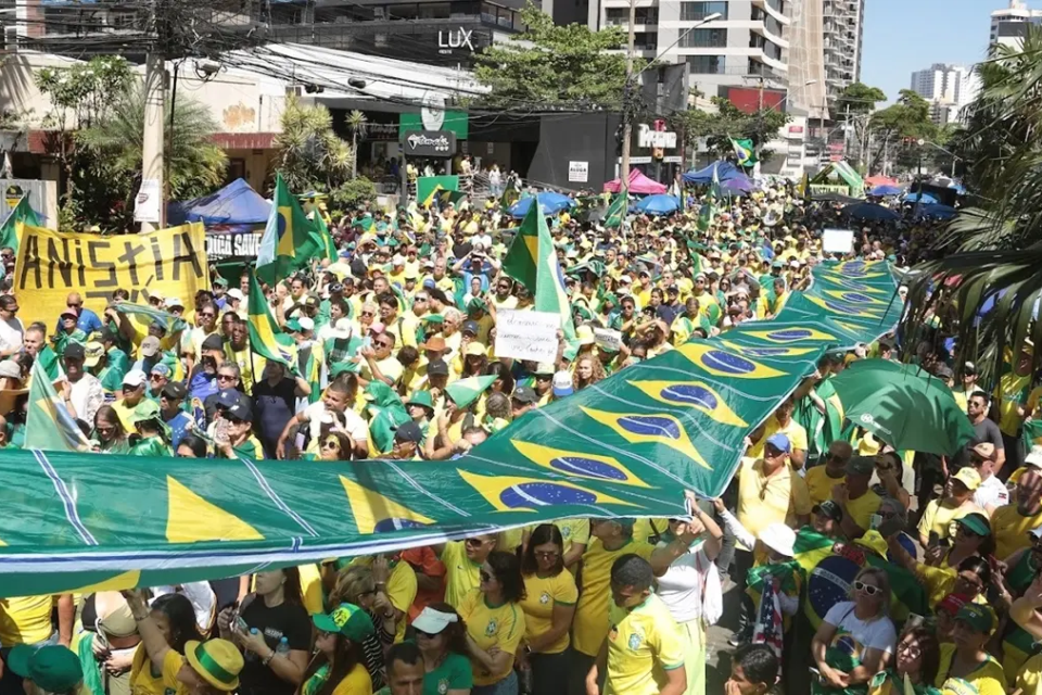 Direita protesta contra Moraes e PT no 7 de setembro em Goiânia