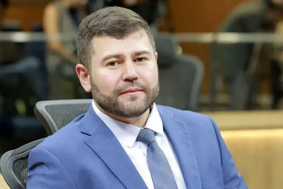 Deputado estadual Amilton Filho morre aos 41 anos após acidente na BR-050, em Cristalina Parlamentar estava a caminho de agenda de campanha