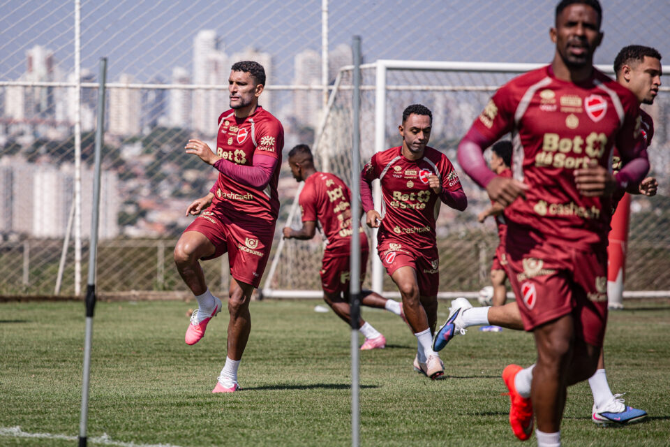 Vila Nova terá baixas para encarar o América-MG