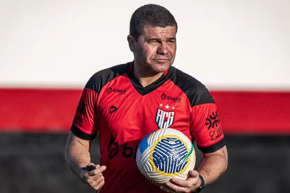 Humberto Louzer ex-Atlético e Vila assume o Criciúma