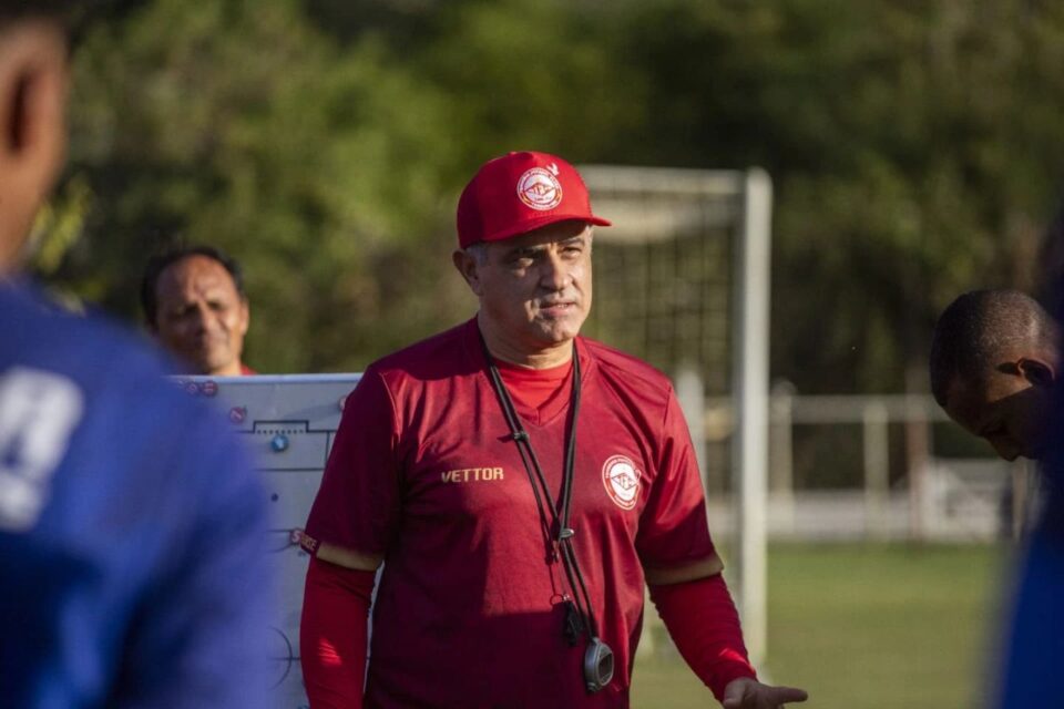 Marcelo Chamusca, novo comandante da Anapolina