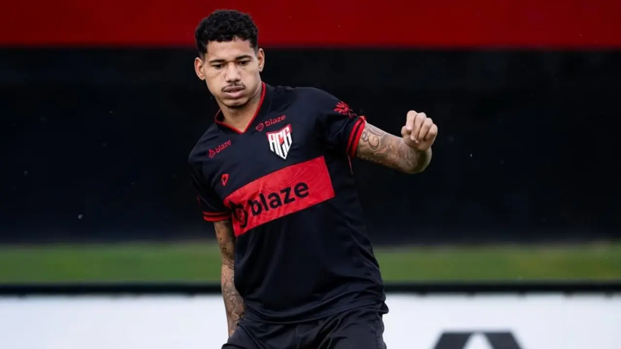 Marrony será novidade no Atlético para o clássico contra o Goiás; zagueiro vira dúvida