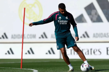 Mbappé em treino no Real Madrid