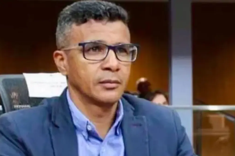 TJGO revoga uso de tornozeleira eletrônica do presidente da Feira Hippie