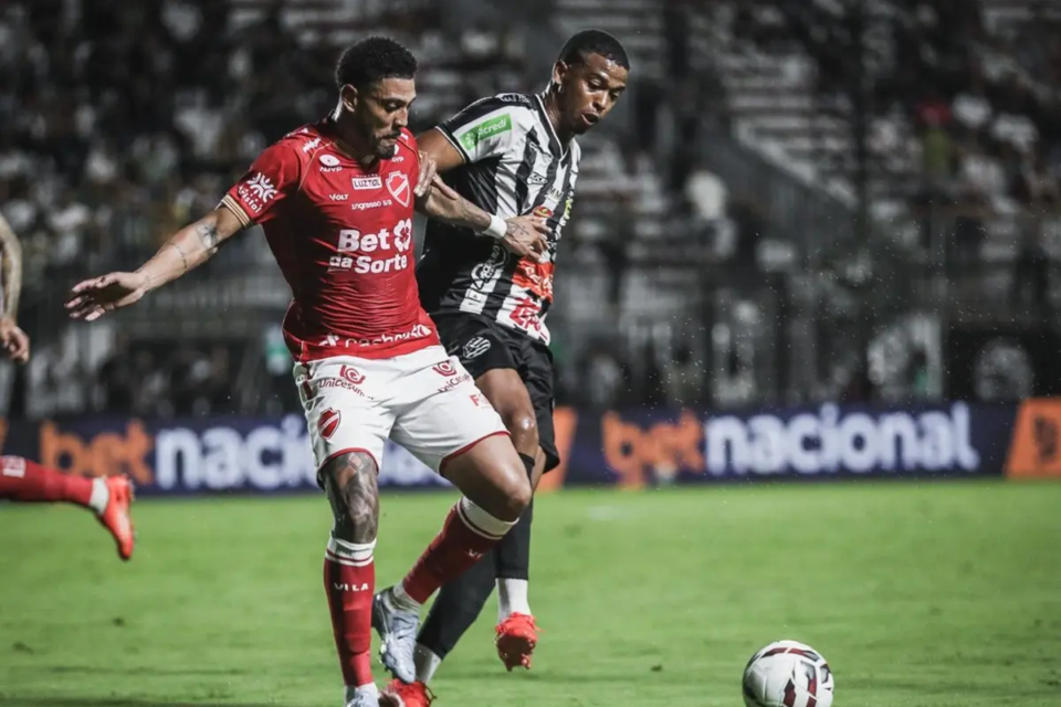 Jogo entre Athletic e Vila Nova