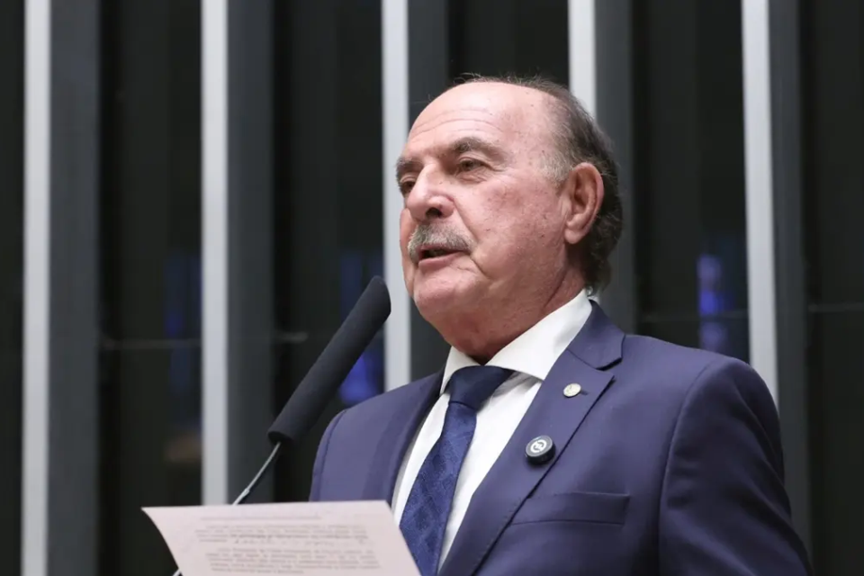 Zacharias assina 2 pedidos de impeachment contra Moraes: 'Se um presidente pode ser retirado, um ministro também'