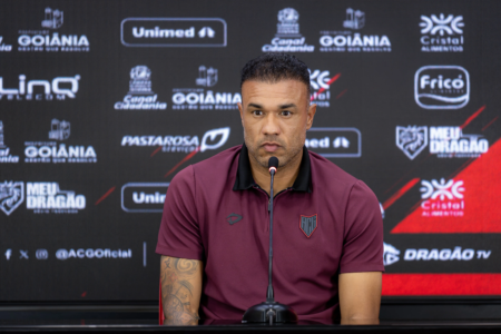 Roger Silva abre o jogo sobre ambiente do Atlético e cobra reação na Série B