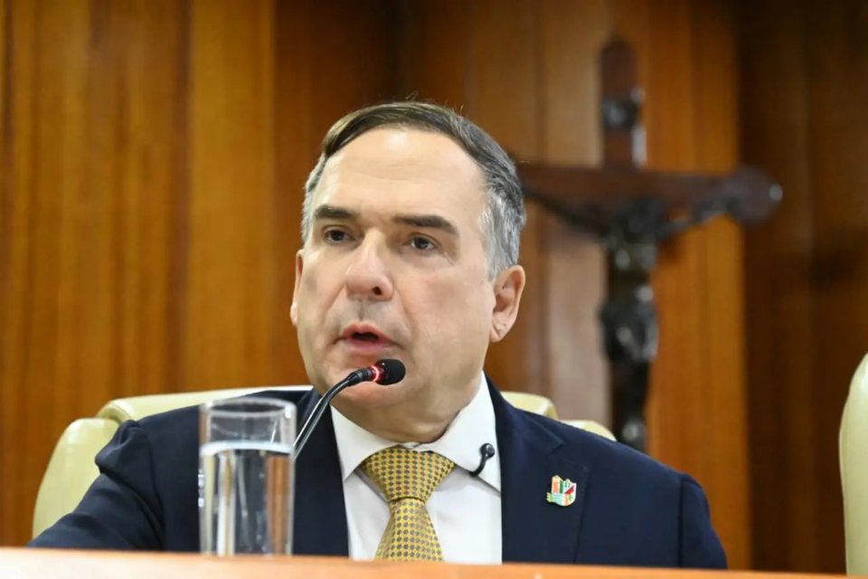 disposição de Caiado