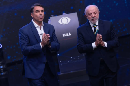 Confira as regras do debate entre Lula e Flávio Bolsonaro na Globo na sexta-feira (23) Jornalista César Tralli mediará o último confronto