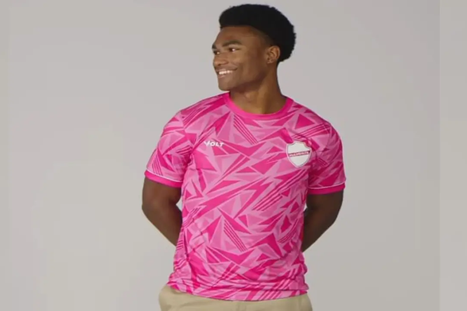 Novo manto do Outubro Rosa do Vila Nova 