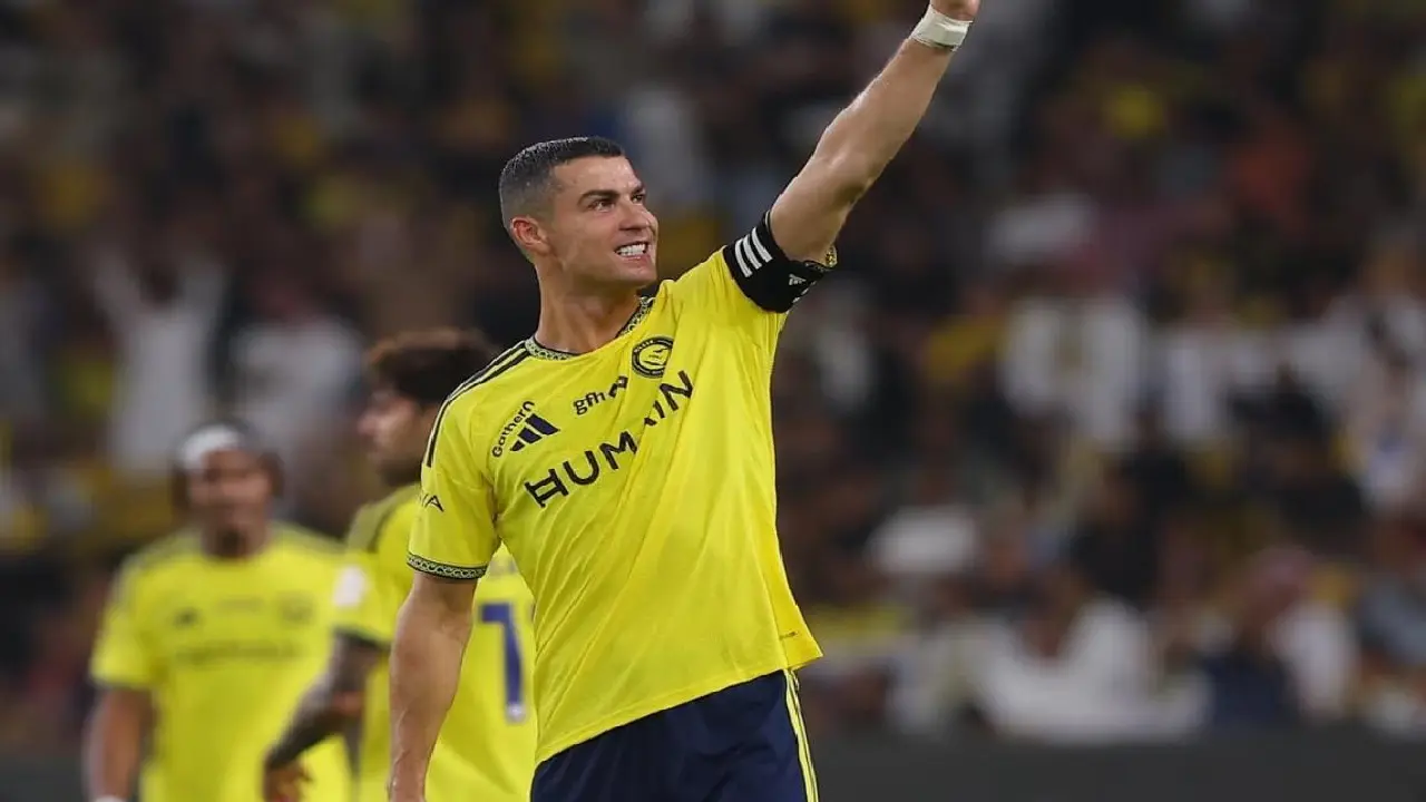 Cristiano Ronaldo marca três gols no Al-Kholood, pela 12ª rodada do Campeonato Saudita