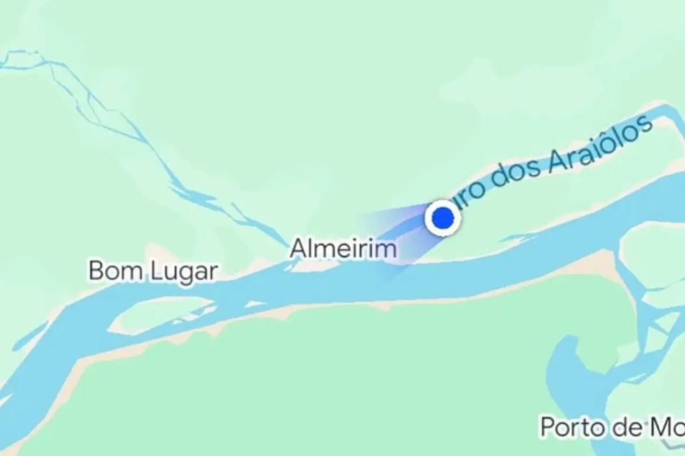Barco com grupo de artistas circenses de Goiás encalhou perto de Almeirim, no Pará (Foto: arquivo pessoal)