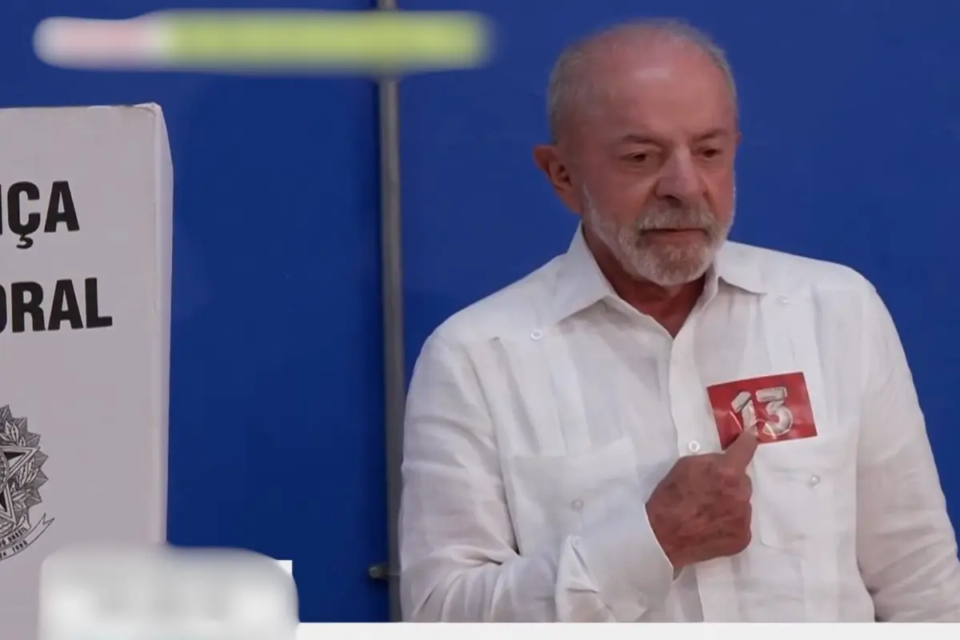 Lula votou no ABC Paulista neste domingo (25) (Foto: TV Globo)