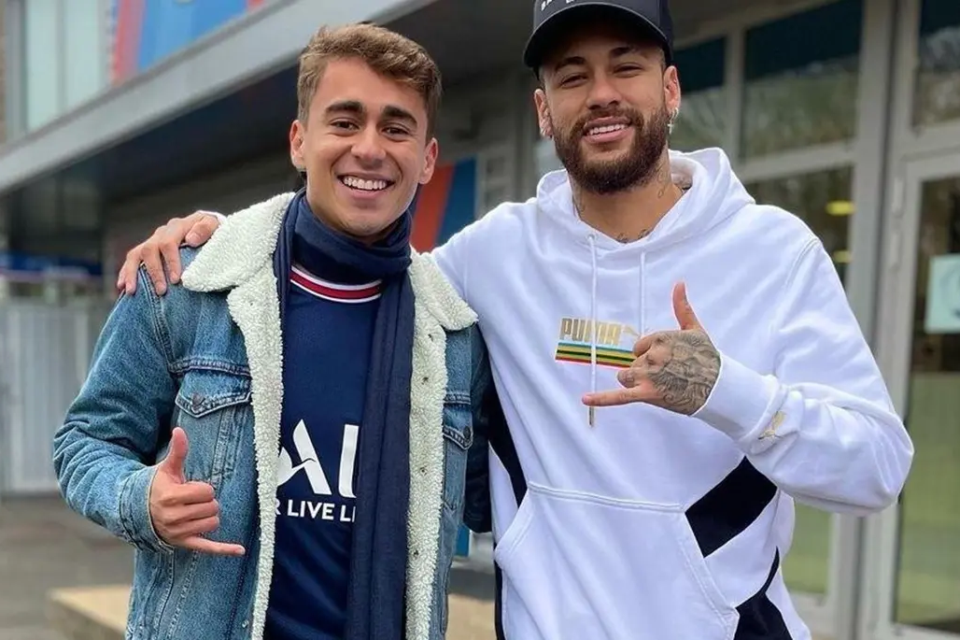 Neymar responde Nikolas após votar no primeiro turno: 'Bora, meu presidente' Deputado federal reeleito respondeu o jogador