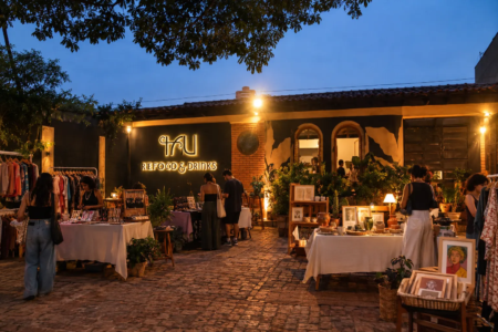 Feira Artesanal ao Entardecer no TAU