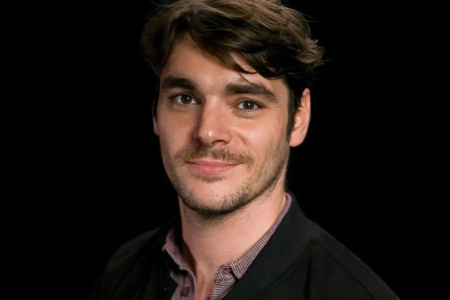 Ator que fez Walter White Jr. em 'Breaking Bad' morre aos 34 anos (Foto: Divulgação)
