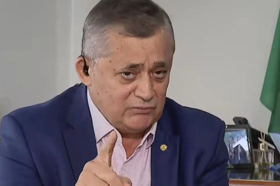 Ministro José Guimarães