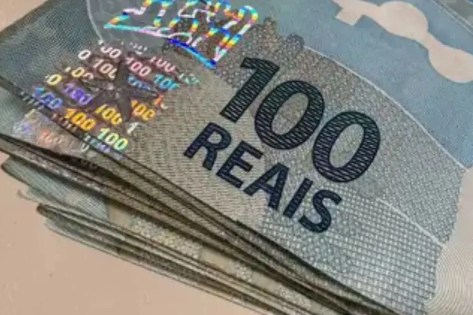 notas de 100 reais