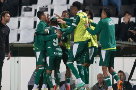 Goiás vence o Operário-PR e chega a segunda vitória seguida