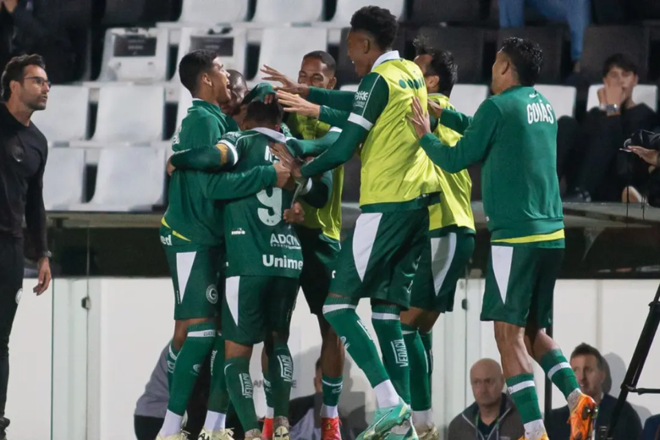 Goiás vence o Operário-PR e chega a segunda vitória seguida