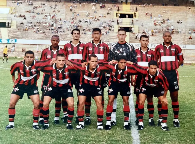uniforme novo Dragão