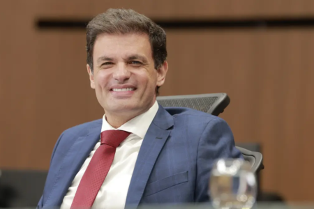 Cotado à presidência, Issy Quinan prega cautela sobre disputa na Alego: 'Realidade muito distante'