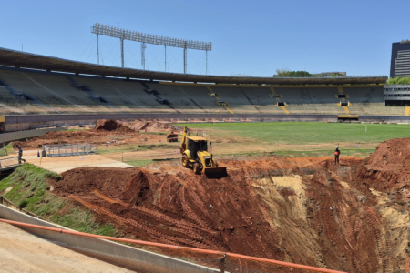 obras no estádio serra dourada