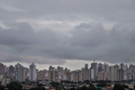 Goiás terá possibilidade de chuva e tempestades no domingo (4), durante o primeiro turno das eleições de 2026 (Foto: Reprodução/YouTube)