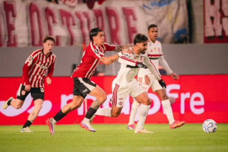 Flamengo joga por vaga na final da Libertadores