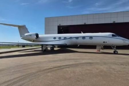 FAB coloca sigilo de 100 anos em lista de passageiros de avião de Vorcaro Comando da Aeronáutica alegou ser necessário proteger a intimidade